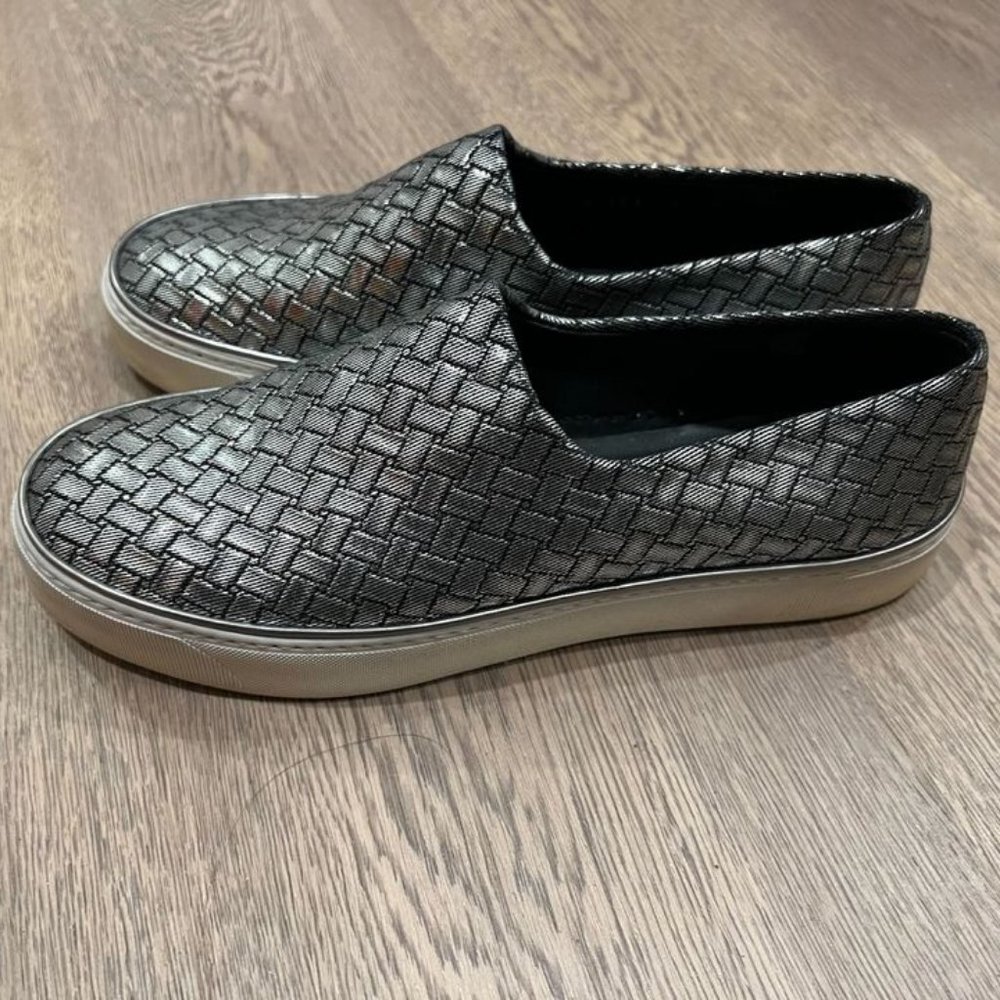 Stuart Weitzman woven slip on sneakers size 7
